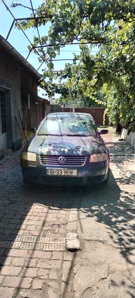 Branesti / IF - casa batraneasca din caramida cu teren de vanzare