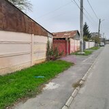 Branesti / IF - casa batraneasca din caramida cu teren de vanzare